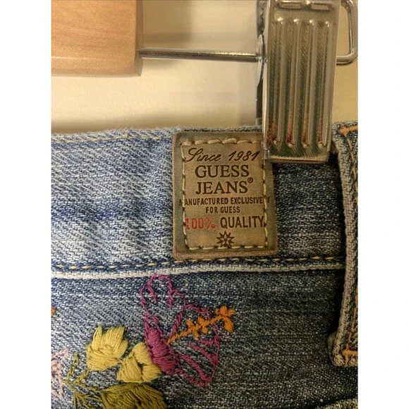 Guess Y2K Mini Denim Skirt Jean Embroidered Sz 31  Fairycore Whimsi Boho Festiva - Picture 10 of 16